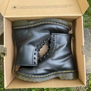 Dr Martens Women’s 1460 Boots
